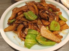 -杉杉奥特莱斯广场(哈尔滨店)