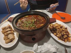 -渝信川菜 · 川味家常菜(财富购物中心店)