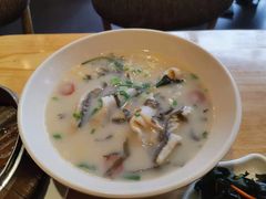 -玖鲜小笼(中山广场店)