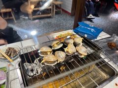 -喜悦小串丹东小黄牛海鲜烧烤大排档(民主广场店)