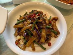 -鑫巴蜀小镇 · 水煮鱼专研店(玉桥店)