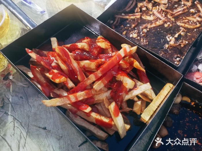 白头翁戳子肉烤薯条图片