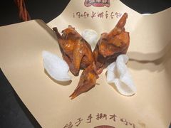 -鸽子侯·家宴·平价海鲜(市图书馆店)