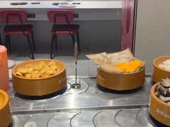 -龍歌自助小火锅(芝罘万达店)