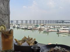 -22ºN BISTRO西餐&酒馆(石奥商业街店)