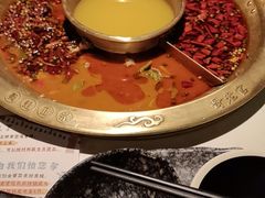 -哥老官重庆美蛙鱼头(五角场合生汇店)
