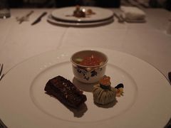 -Yan Ting 宴庭中餐厅(上海静安瑞吉酒店)