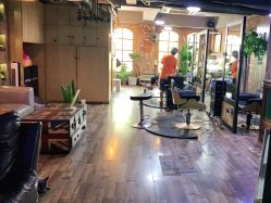 -青木造型HAIR·あおき髪を刈る潮人店