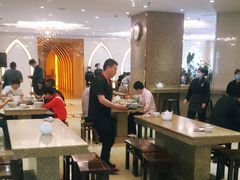 大堂-磨沟沿老字号牛肉面·清真(金港城店)