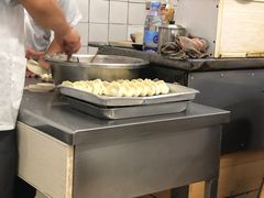 -黄阿姨锅贴大王(万航渡路店)