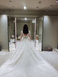 -Renee芮亦婚纱