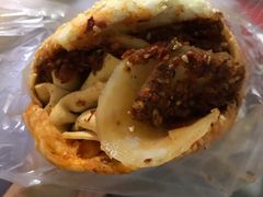 -老鼓楼麻辣烫夹馍