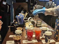 -瑞幸咖啡(大连罗斯福广场一层店)