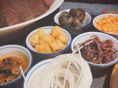 -九鼎轩脆毛肚火锅(南京东路店)