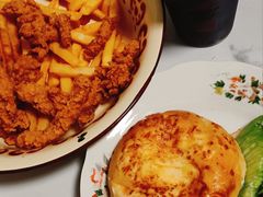 -必胜客(砂之船中东奥莱店)