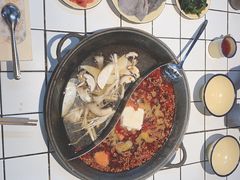 -瓜西西重庆火锅(花溪店)