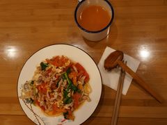 番茄鸡蛋面-陈八两面家(华孚写字楼店)