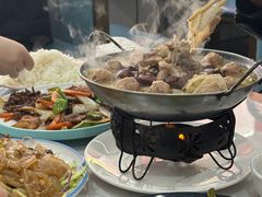 -一口猪海鲜浑锅·东北家常菜