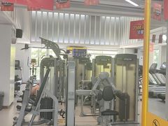 -超鹿运动(五四路恒力城店)