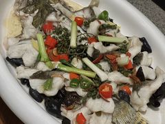 -龙悦湾酒家·八阵鱼生·渔人码头店