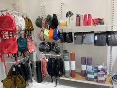 -lululemon(比斯特购物村店)