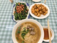牛肉拉面-十二忠手拉面(中华路店)