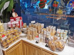 -罗森尼娜(德思勤店)