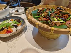 -云海肴·汽锅鸡·云南菜(天山百盛优客店)