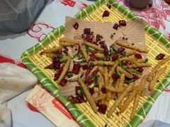 -肥肥虾庄·金牌油焖大虾(汉口城市广场店)