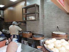 -李与白包子铺(桐梓林店)