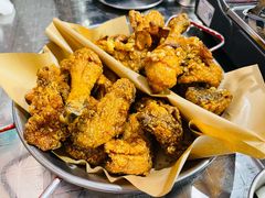 炸鸡一半一半-富乐满韩国正宗炸鸡韩国料理(虹泉路店)