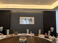 -梅花香里大酒店(郁金香路店)