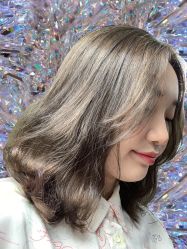 -首脑美发沙龙