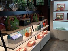 -星河吉酒店-BOND大堂吧·咖啡·简餐