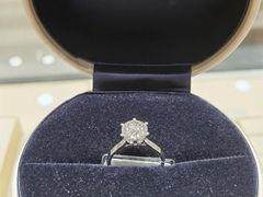 -八佰伴华地百货(宜兴店)