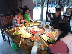 -园里串香牛肉串串火锅(新繁店)