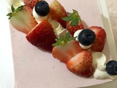 草莓慕斯蛋糕-积慕Cake(解放大道店)