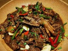 -小洞天柴火土菜馆