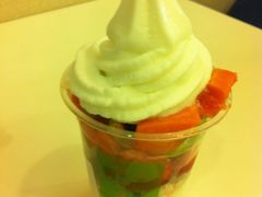 地理-三佰瑞冻酸奶(凯德MALL店)