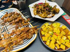 -许哥东北烧烤·铁丳烤串·宫后夹肉(繁花中心店)