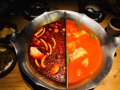 番茄牛膝骨锅底-湊湊火锅·茶憩(杭州湖滨银泰in77店)
