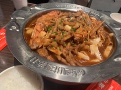 鸡翅煲-胖哥俩肉蟹煲(湖滨银泰in77店)