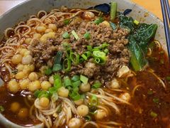 -丁丁猫重庆小面(徐州路店)