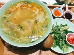 -越弥越南传统美食馆