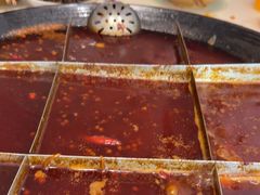 -岗上渣渣老火锅(两路口店)