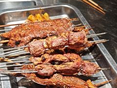 -马路牙子烧烤音乐酒馆(望京店)