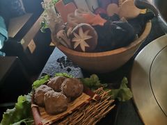 -湊湊火锅·茶憩(新中关购物中心店)