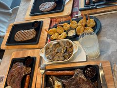 -鸿通城购物中心