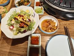 -明洞阿姨·韩式酱蟹烤肉·创意料理(三元桥店)