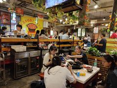 大堂-钢管厂歆瑞源油卤串串香(春熙路太古里店)